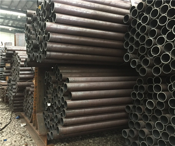 Stainless steel seamless pipe